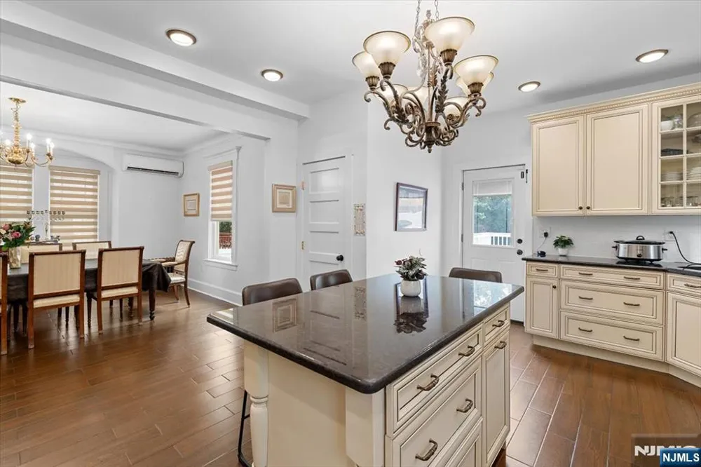 314 Pennington Avenue Passaic, NJ 07055