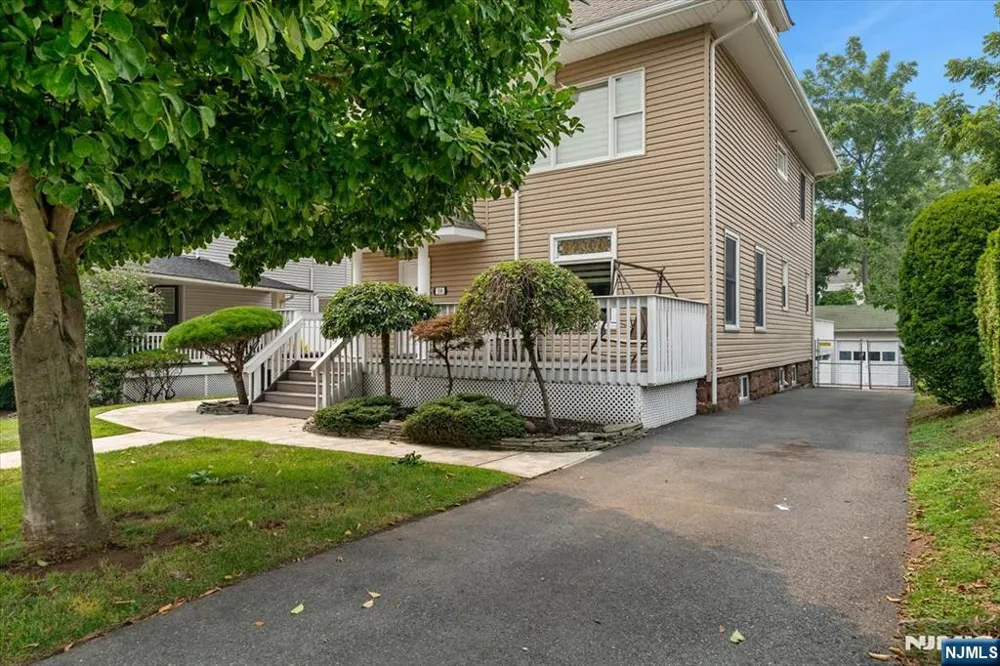 314 Pennington Avenue Passaic, NJ 07055