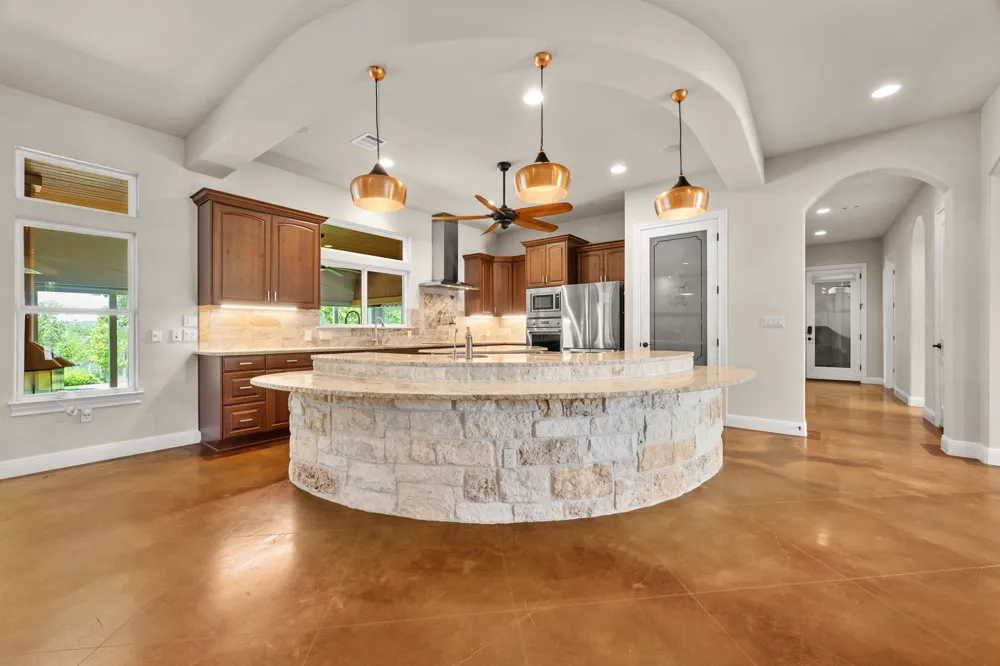 1012 Quail Ridge Drive Dripping Springs, TX 78620