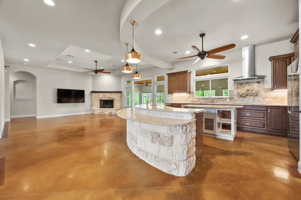 1012 Quail Ridge Drive Dripping Springs, TX 78620