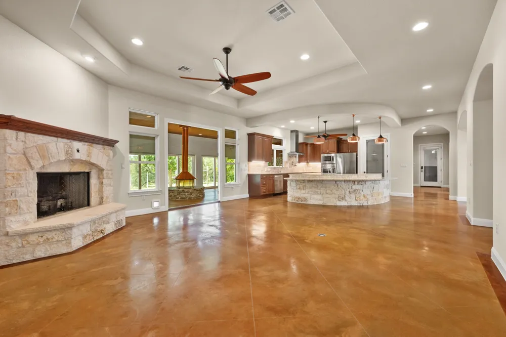 1012 Quail Ridge Drive Dripping Springs, TX 78620