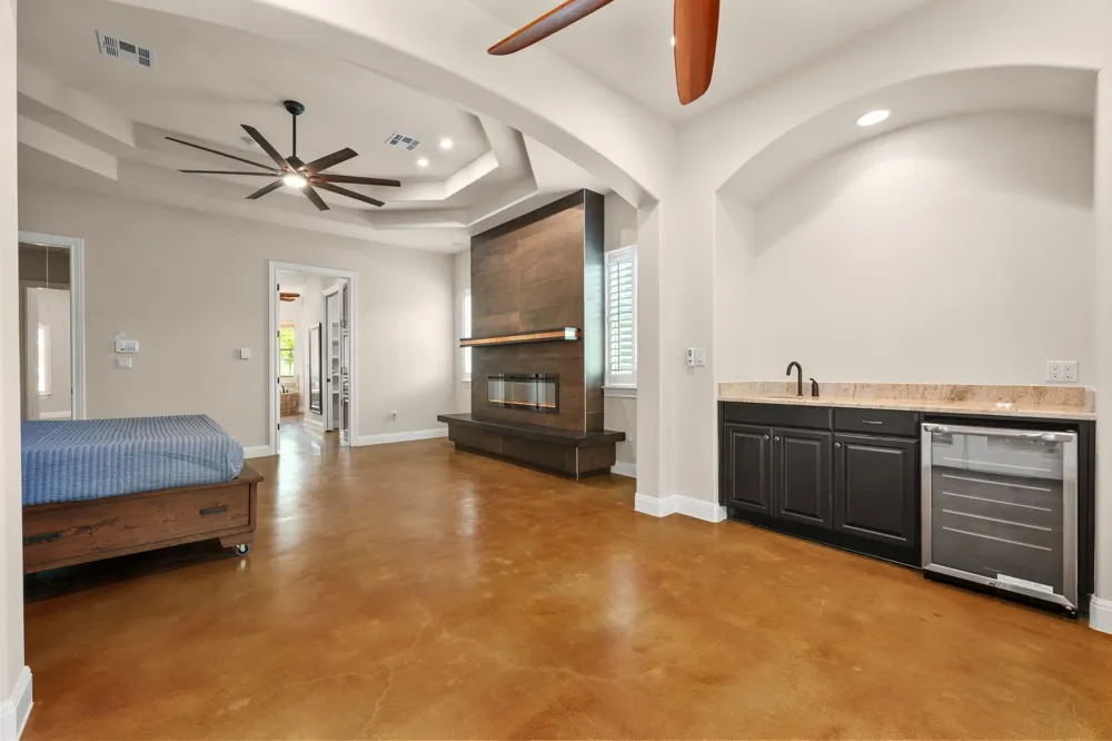 1012 Quail Ridge Drive Dripping Springs, TX 78620