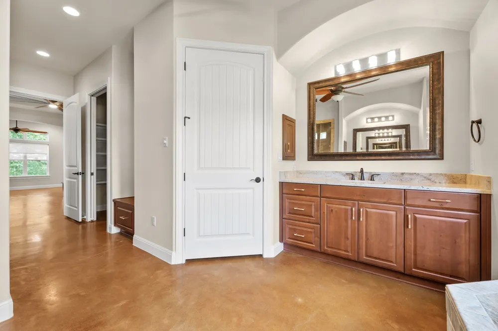 1012 Quail Ridge Drive Dripping Springs, TX 78620