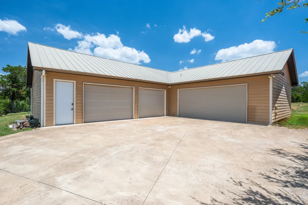 1012 Quail Ridge Drive Dripping Springs, TX 78620