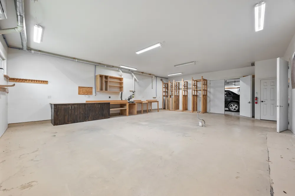 1012 Quail Ridge Drive Dripping Springs, TX 78620