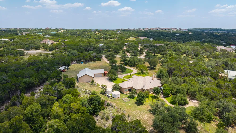 1012 Quail Ridge Drive Dripping Springs, TX 78620