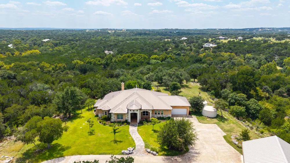 1012 Quail Ridge Drive Dripping Springs, TX 78620