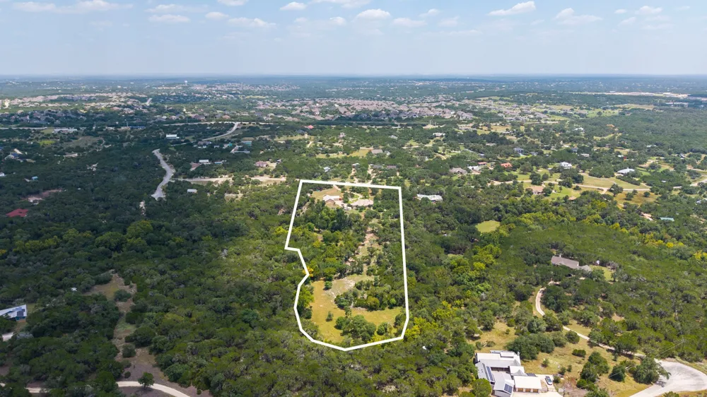 1012 Quail Ridge Drive Dripping Springs, TX 78620