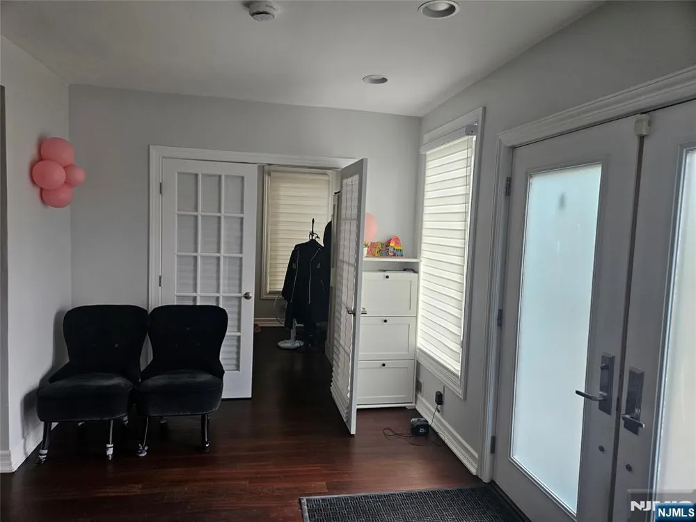 165 Leonia Avenue Leonia, NJ 07605