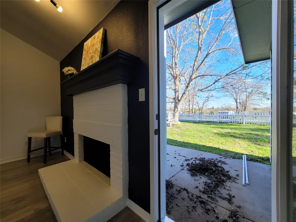 208 Newcastle Drive Red Rock, TX 78662