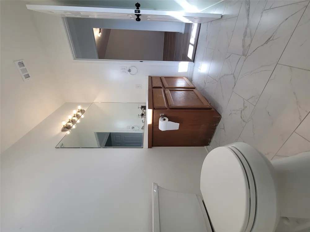 208 Newcastle Drive Red Rock, TX 78662