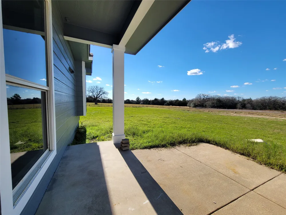 208 Newcastle Drive Red Rock, TX 78662