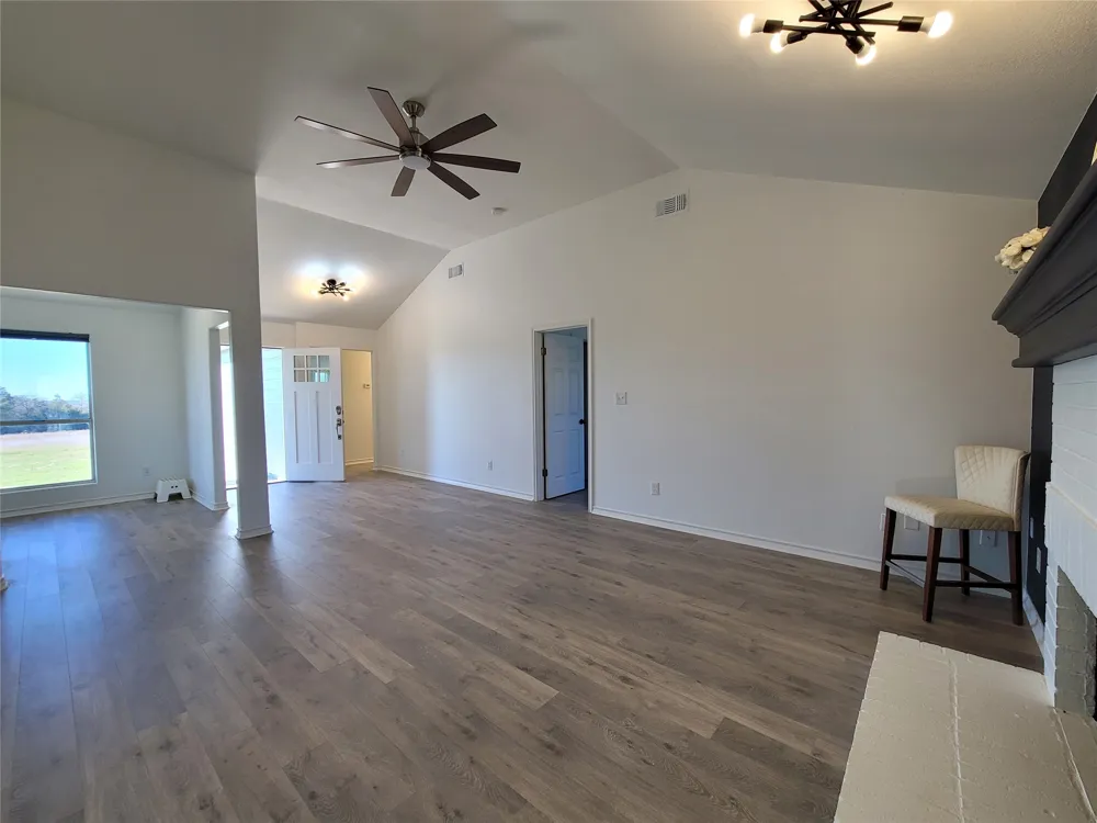 208 Newcastle Drive Red Rock, TX 78662
