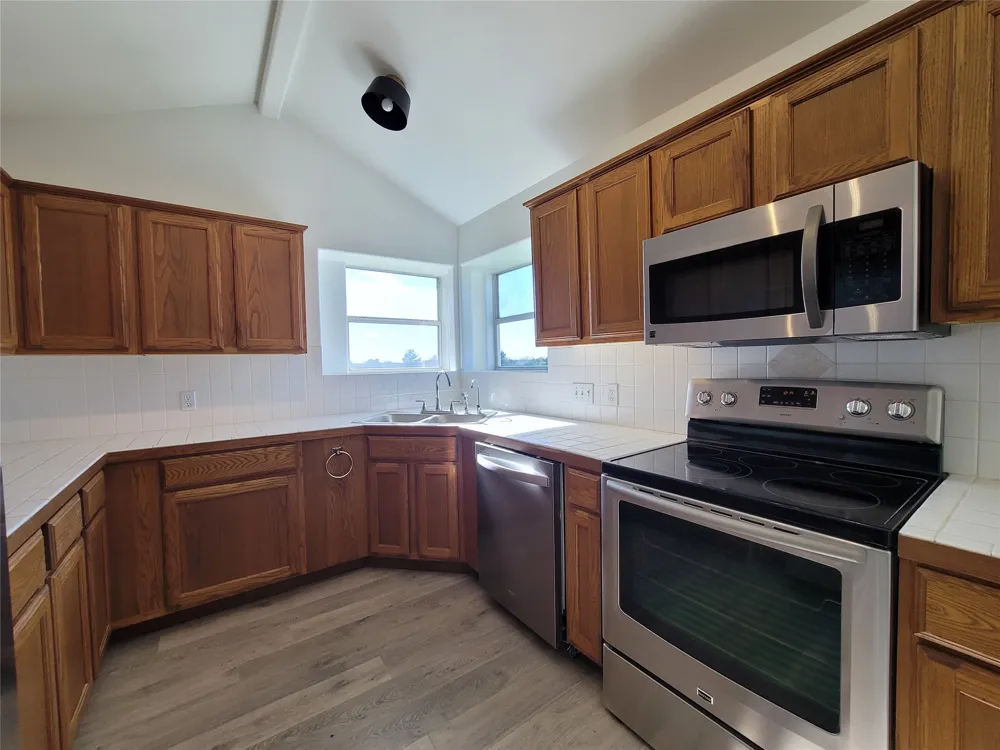 208 Newcastle Drive Red Rock, TX 78662