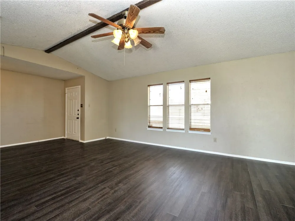 8407 Gallatin Drive Austin, TX 78736