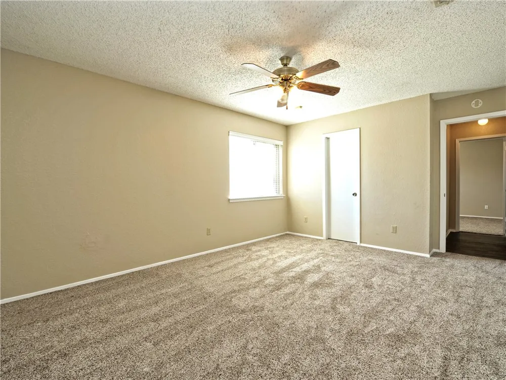 8407 Gallatin Drive Austin, TX 78736
