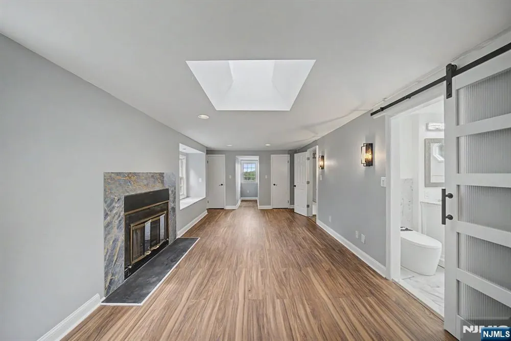 433 Louisa Avenue Wyckoff, NJ 07481
