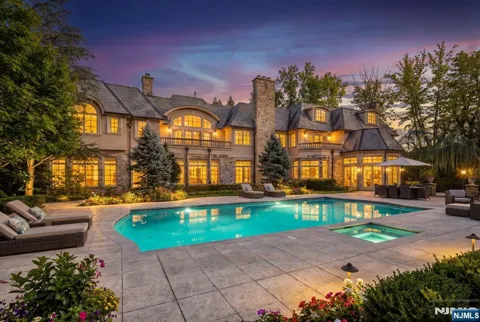 11 Elden Drive