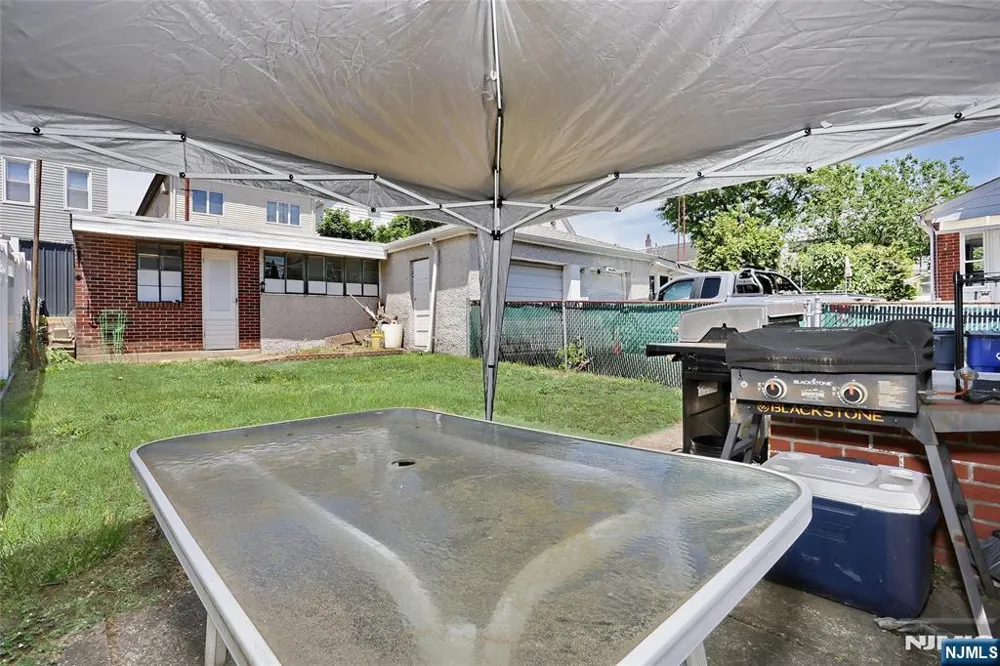 77 Columbus Avenue Garfield, NJ 07026