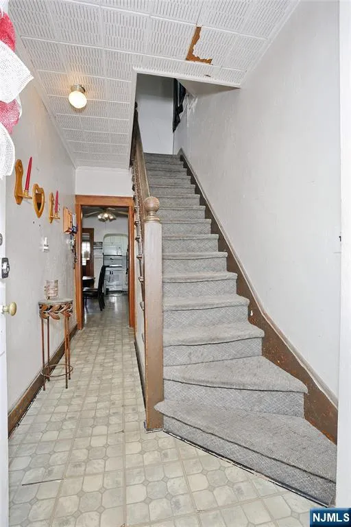 77 Columbus Avenue Garfield, NJ 07026
