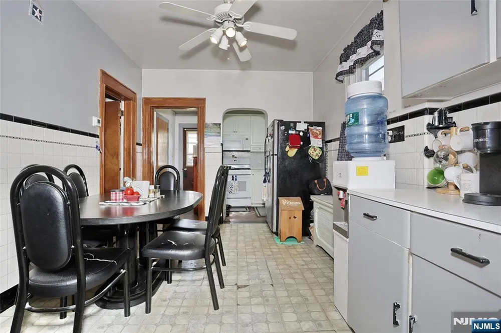 77 Columbus Avenue Garfield, NJ 07026
