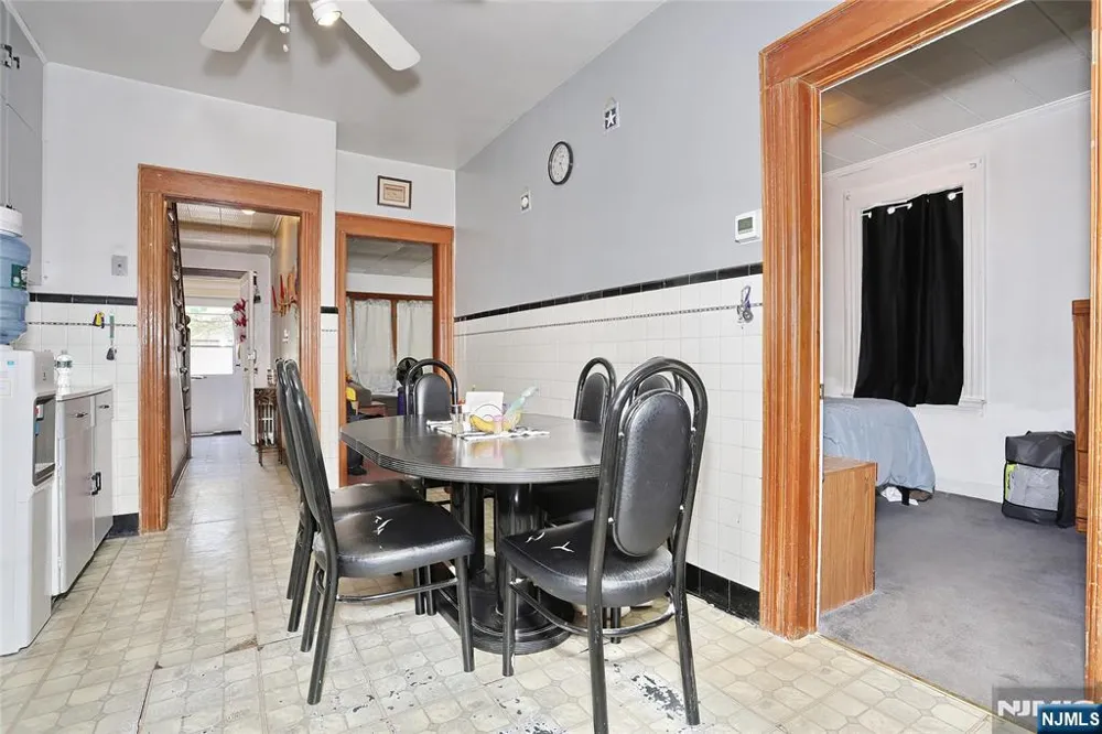 77 Columbus Avenue Garfield, NJ 07026