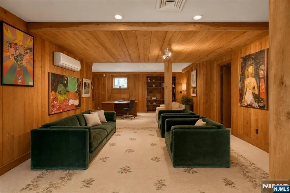 34 Cambridge Way Alpine, NJ 07620