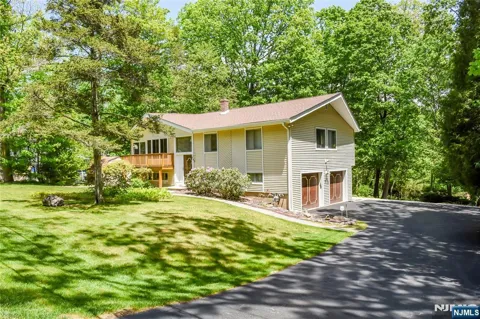 98 Gould Road