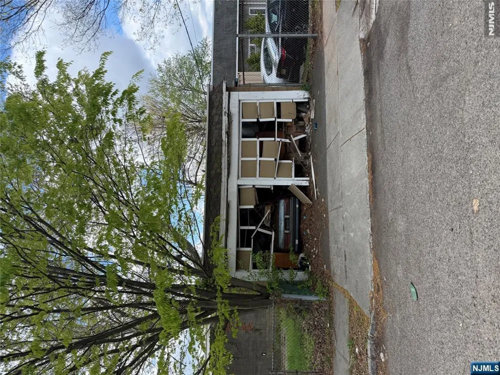 39 Columbus Street Bloomfield, NJ 07003