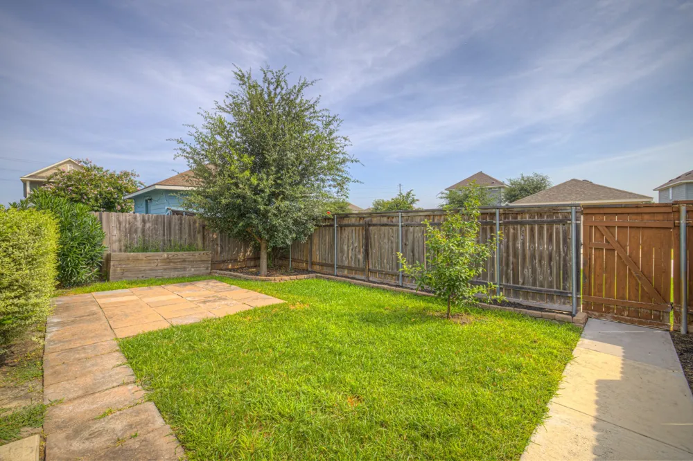 109 Bosque Drive San Marcos, TX 78666