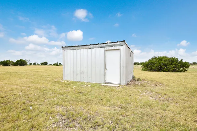 4021 E Fm 243 Bertram, TX 78605