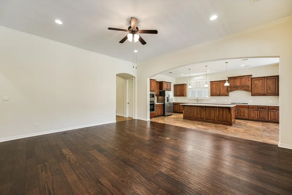 560 Aspen Drive Austin, TX 78737