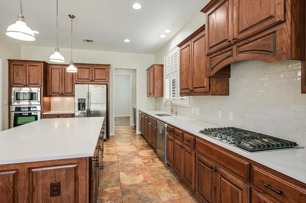 560 Aspen Drive Austin, TX 78737