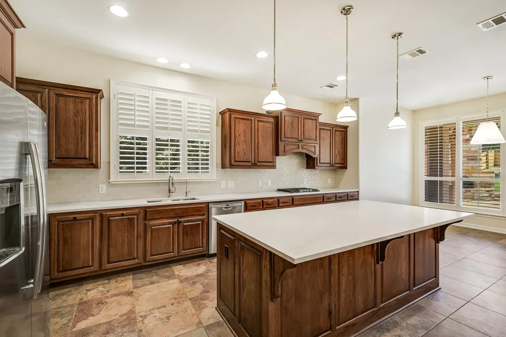 560 Aspen Drive Austin, TX 78737