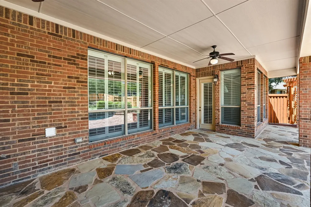 560 Aspen Drive Austin, TX 78737
