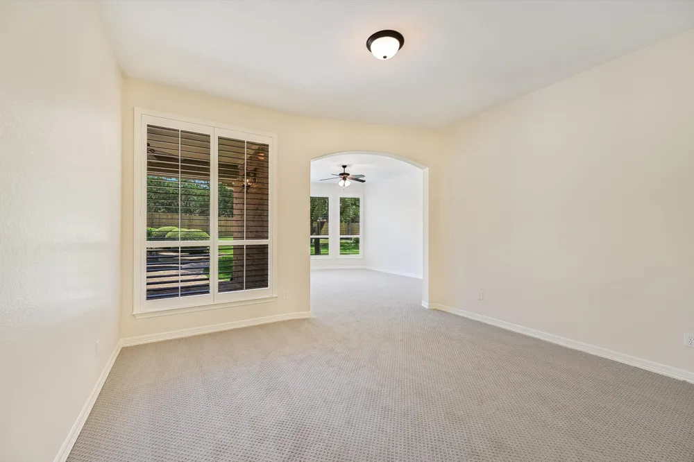 560 Aspen Drive Austin, TX 78737