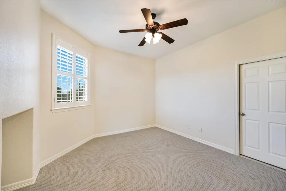 560 Aspen Drive Austin, TX 78737