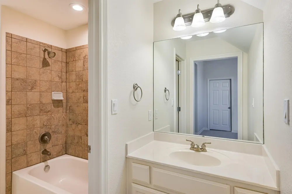 560 Aspen Drive Austin, TX 78737