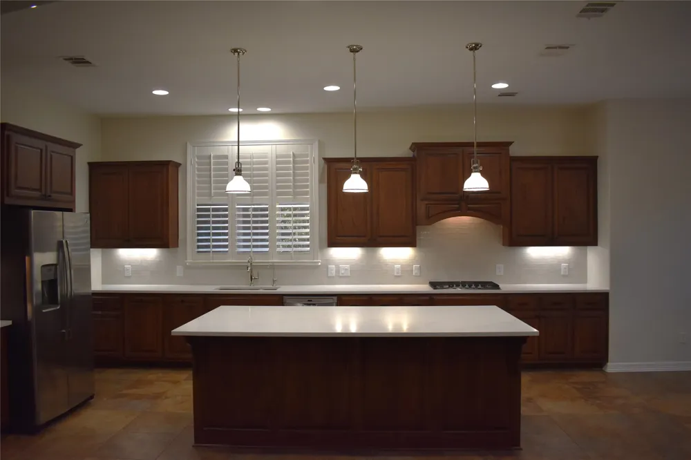 560 Aspen Drive Austin, TX 78737