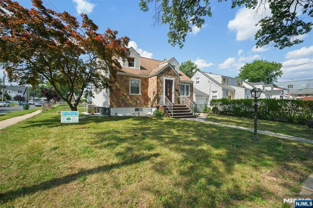 501 2nd Avenue Roselle, NJ 07203