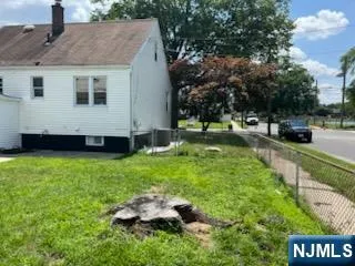 501 2nd Avenue Roselle, NJ 07203