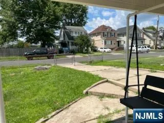 501 2nd Avenue Roselle, NJ 07203