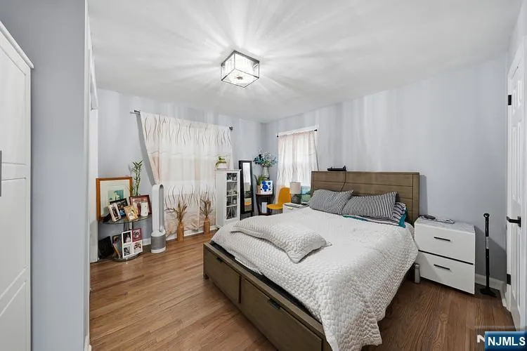 501 2nd Avenue Roselle, NJ 07203