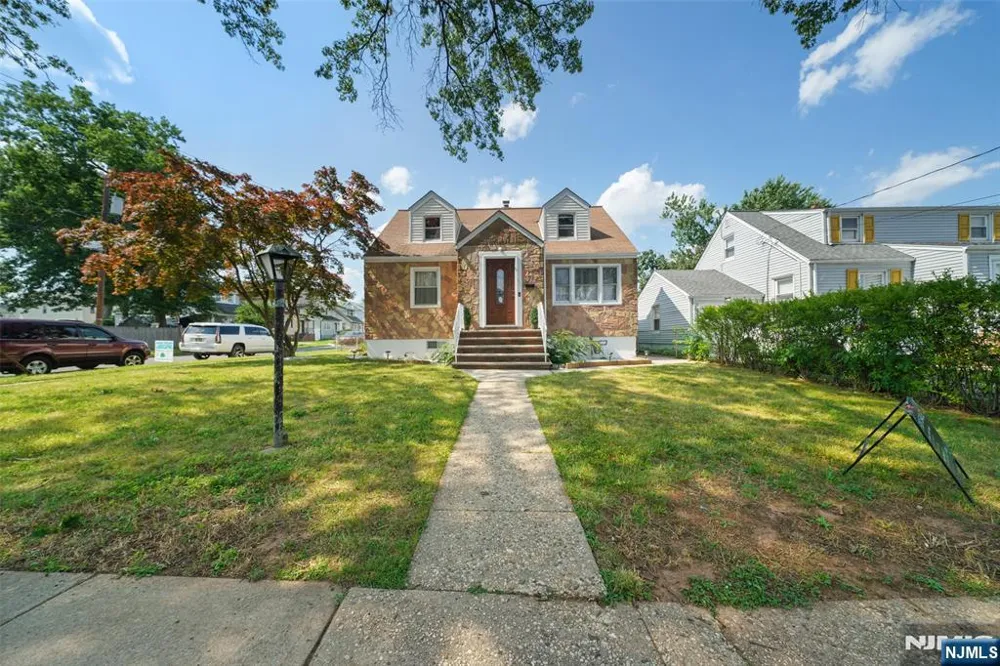 501 2nd Avenue Roselle, NJ 07203