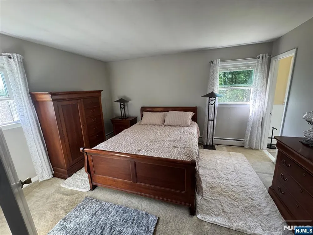55 Mary Ann Road Jefferson Township, NJ 07438