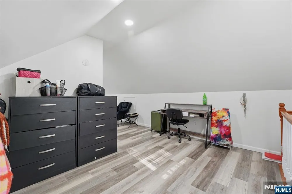 285 Hudson Avenue Englewood, NJ 07631