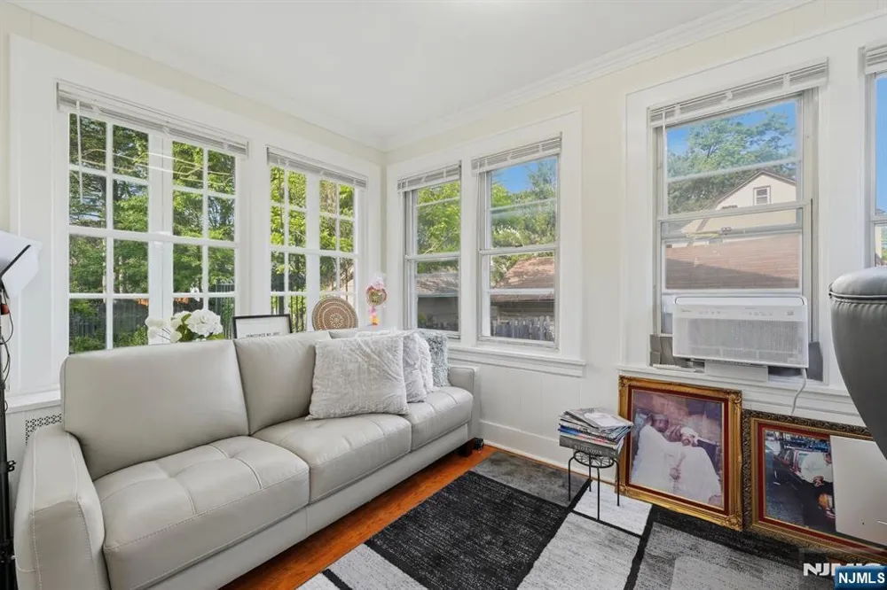 285 Hudson Avenue Englewood, NJ 07631