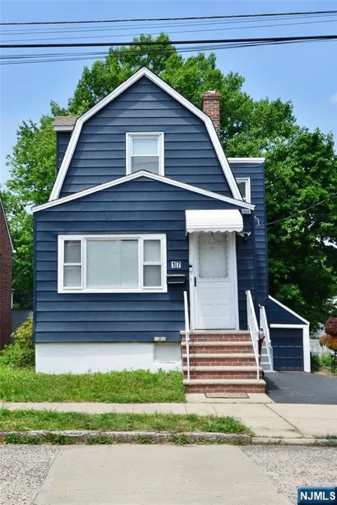 17 Brown Street