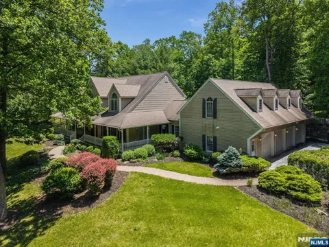 190 Andover Mohawk Road