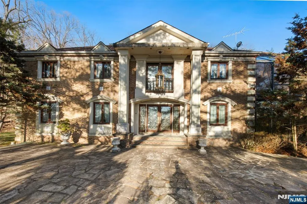 12 E Saddle River Road Saddle River, NJ 07458